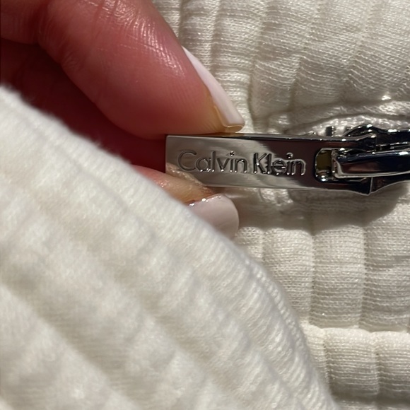 CALVIN KLEIN - Textured Lightweight Jacket - Picture 2 of 7